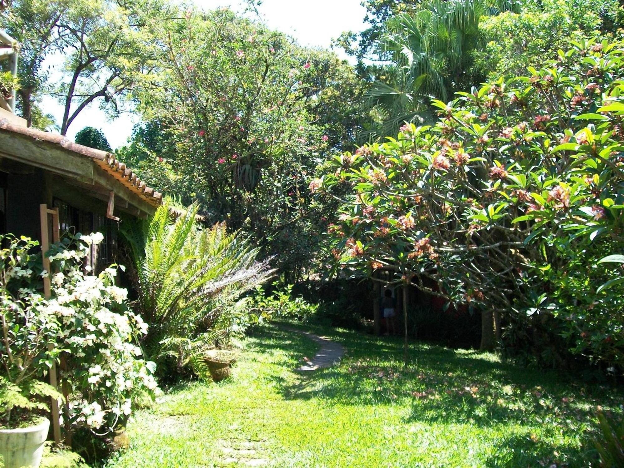 Regina Guest House Praia do Rosa Exterior foto