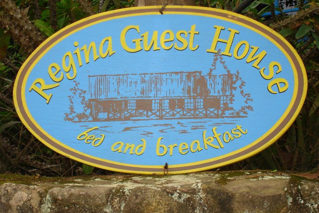 Regina Guest House Praia do Rosa Exterior foto